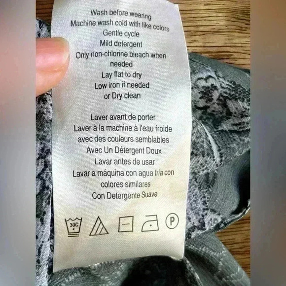 Jessica Simpson Babydoll Maternity Tunic Blouse Sheer Blue Gray Floral Ruffle XL - Picture 9 of 10